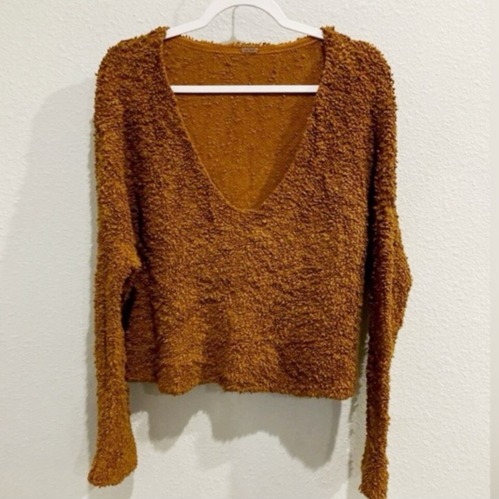 Free People Boho Popcorn V Neck Mod Slouchy Fuzzy Neutral Shabby Chic Sweater